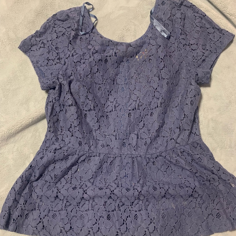 STATE Lavender Lace Peplum Short Sleeve Top